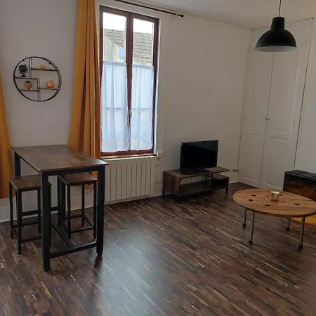 T1 Lumineux Et Climatise Appartement Chagny  Buitenkant foto